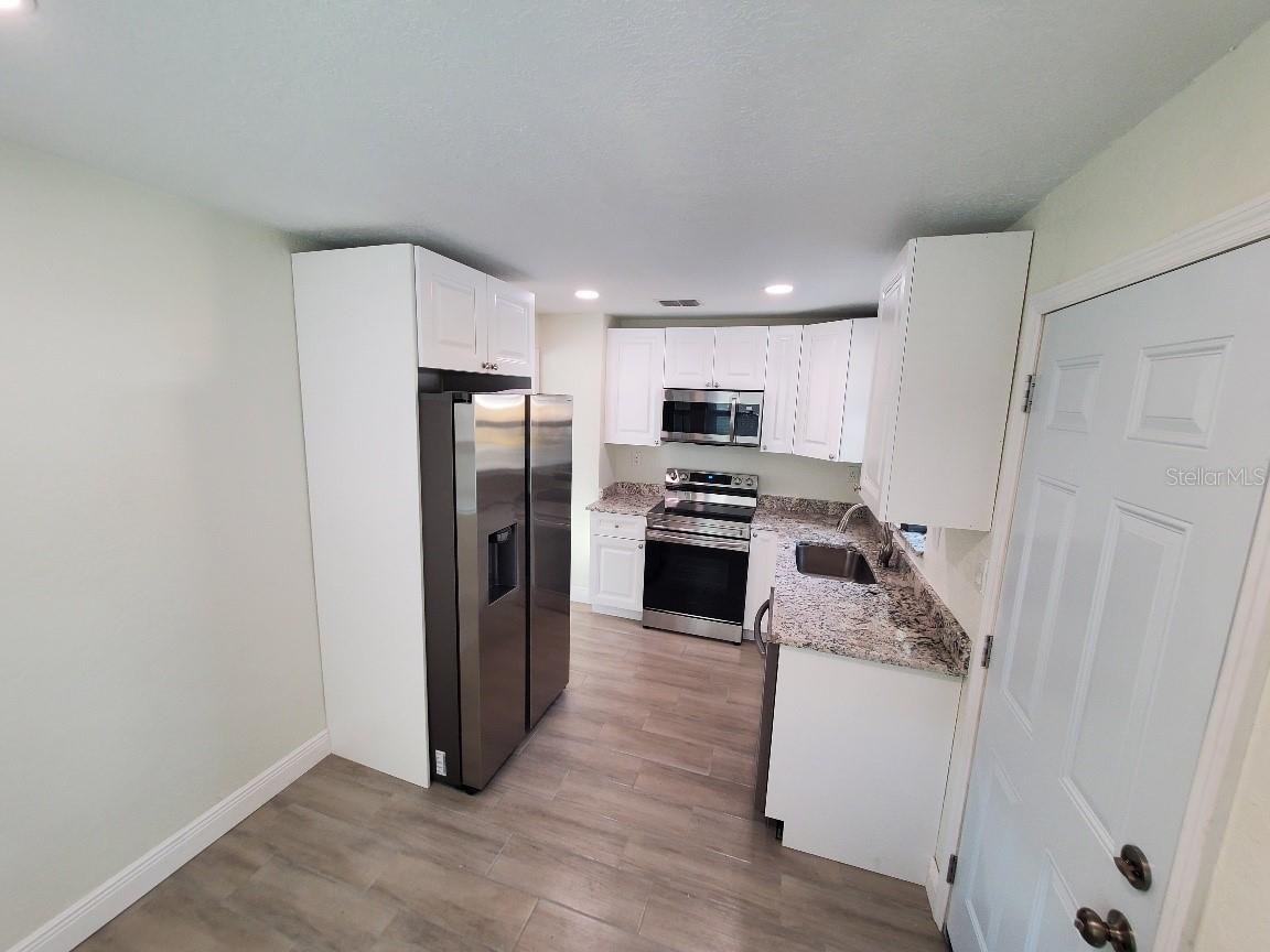 KITCHEN ALL NEW APPLIANCES