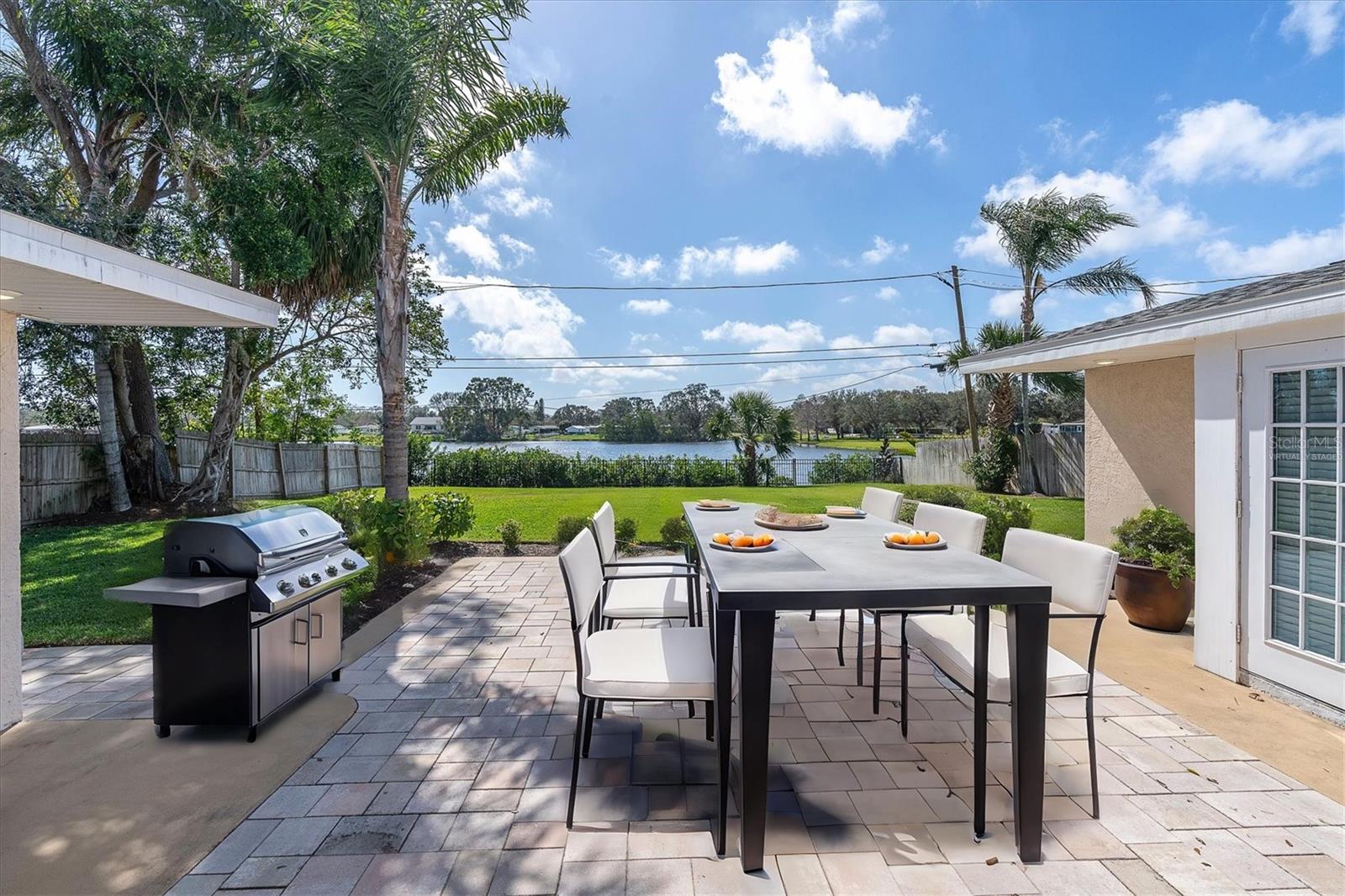 Virtually Staged - Outdoor courtyard