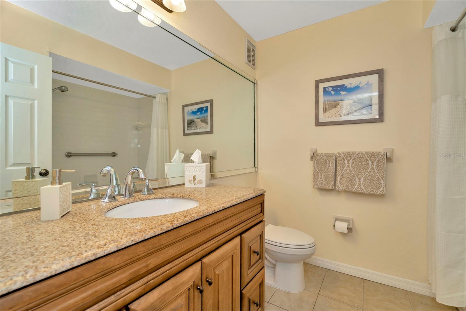 Beautifully updated 2nd bathroom