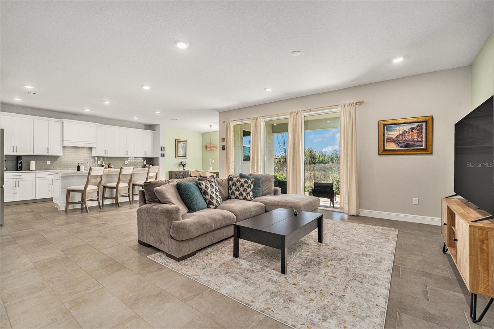 Entertaining is a breeze in this open floor plan!