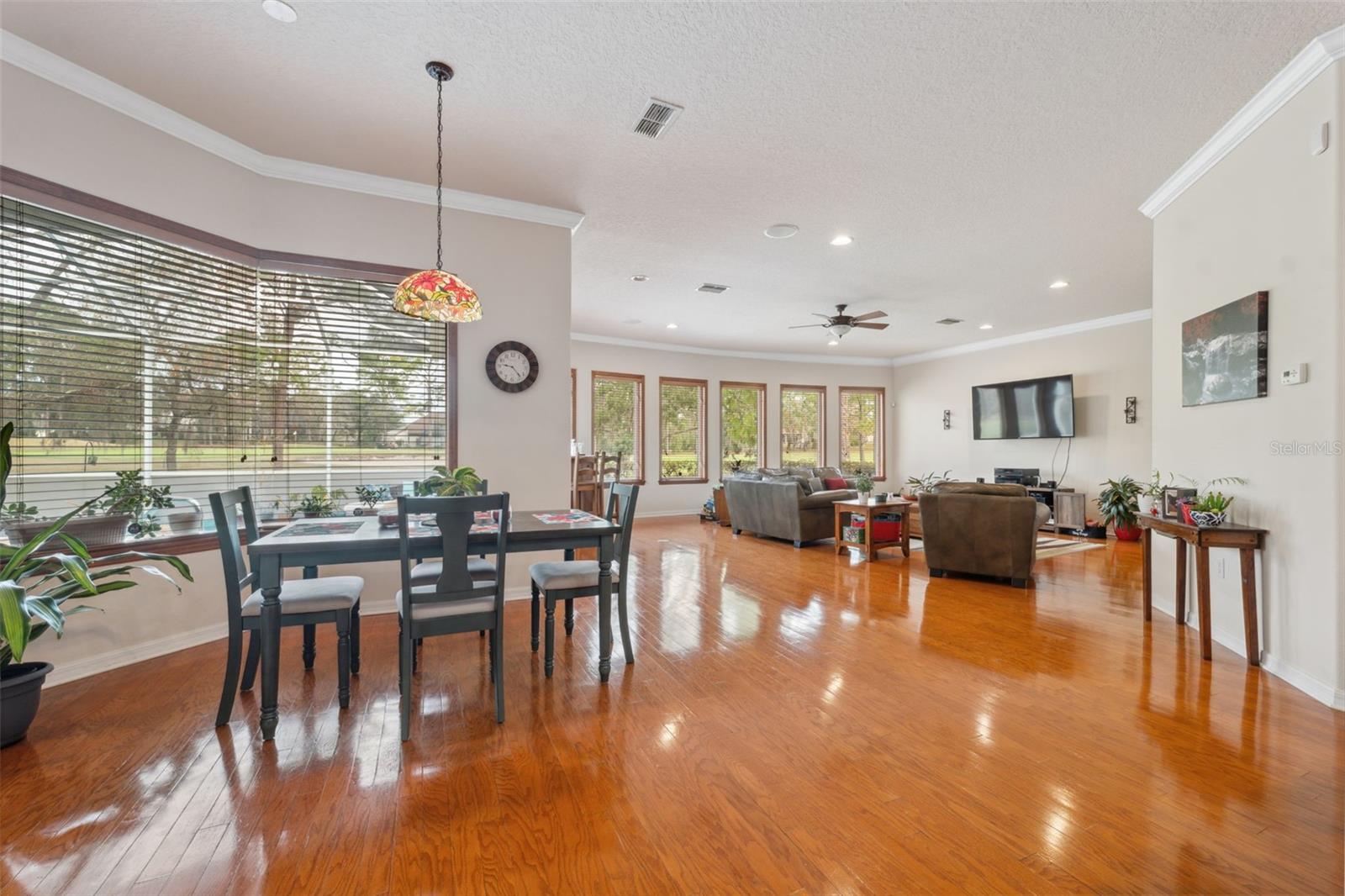 Breakfast Nook/Family Room