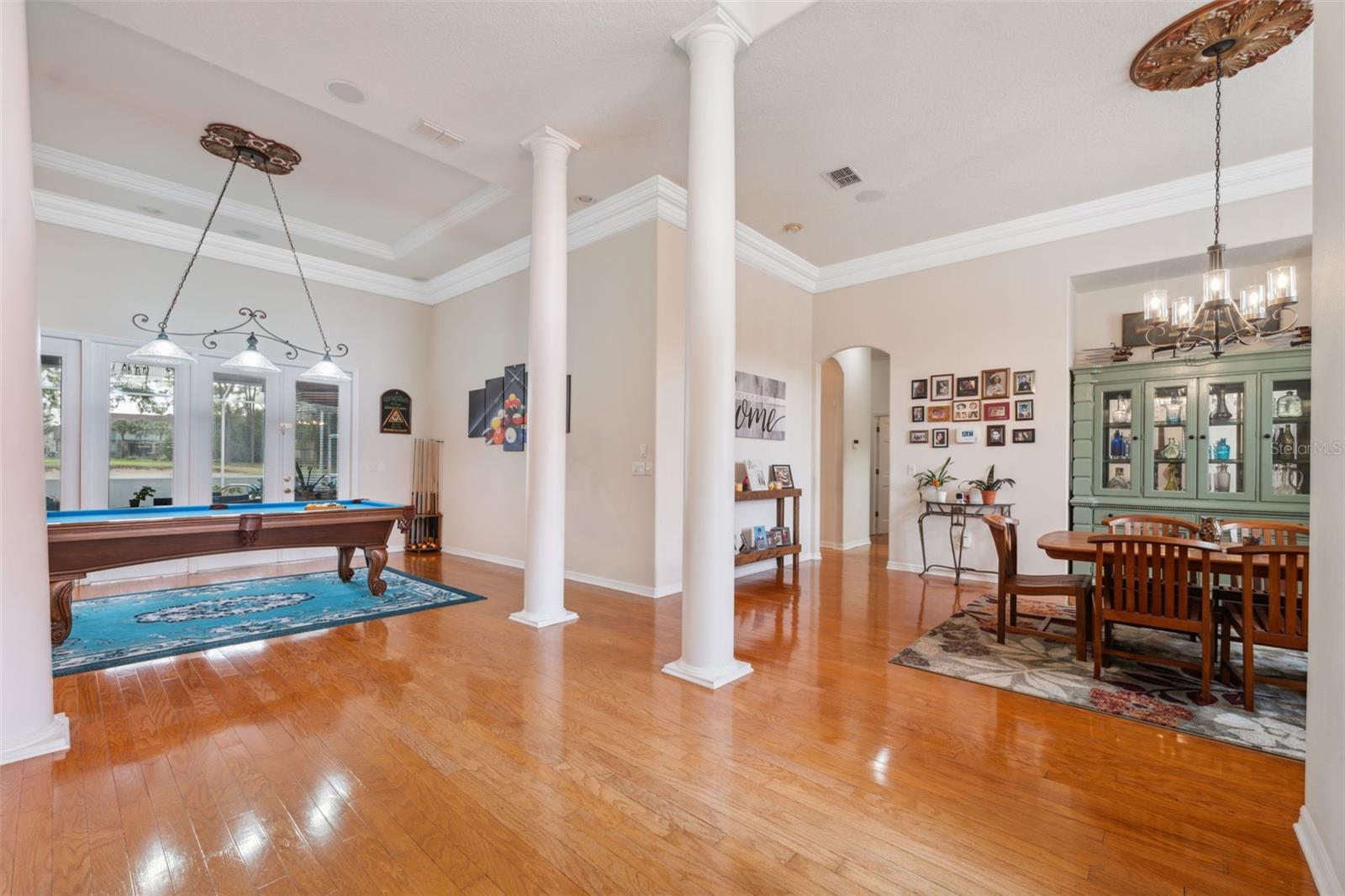 Living Room/Dining Room