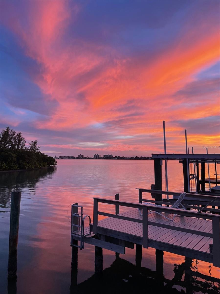 wouldn't you love to sit here and watch the sunset every night?