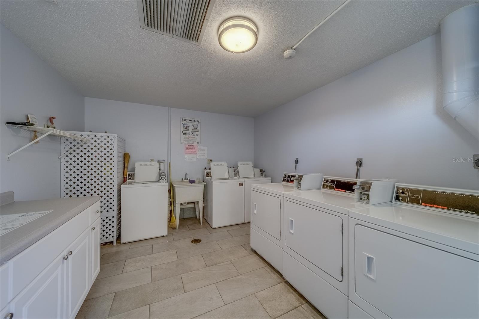 Additional Laundry Room Picture