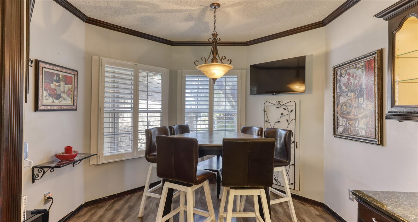 Eating Area in Kitchen