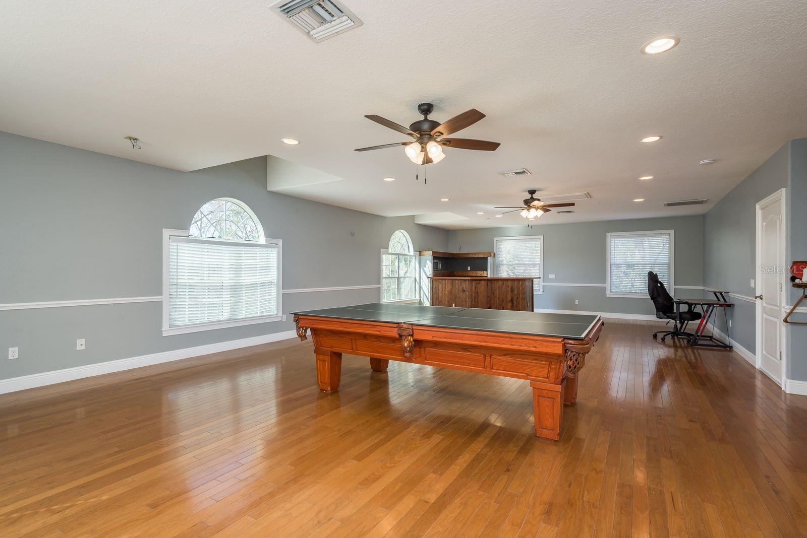 Think of the possibilities in this large garage apartment.