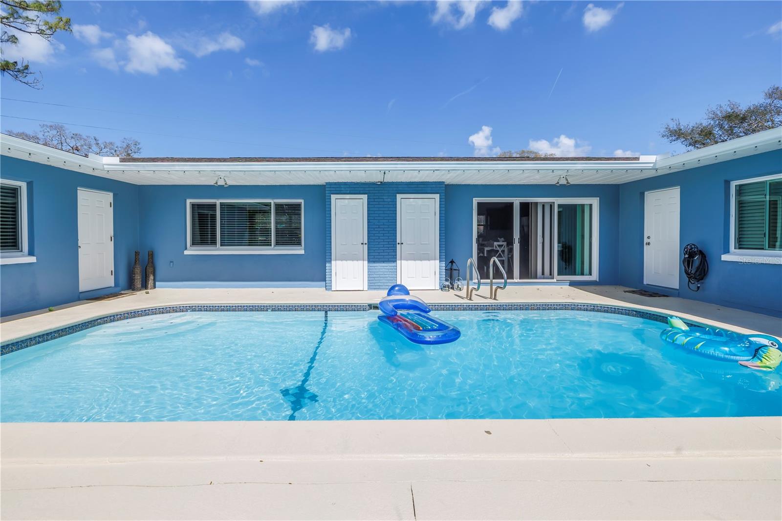 Large Saltwater Pool with new pump system