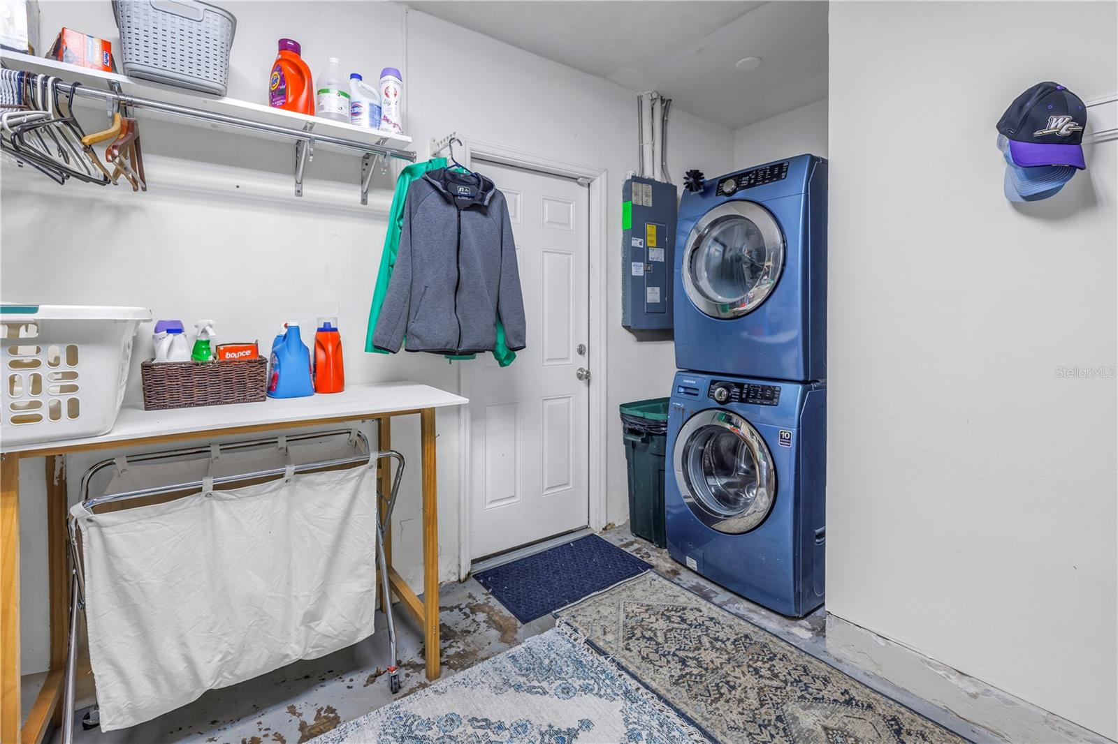 Tidy Laundry in Garage