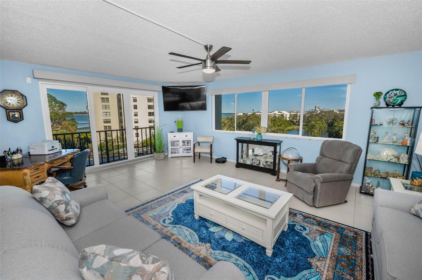 Living room with views of the intercoastal and Harold Lake to the Northwest.