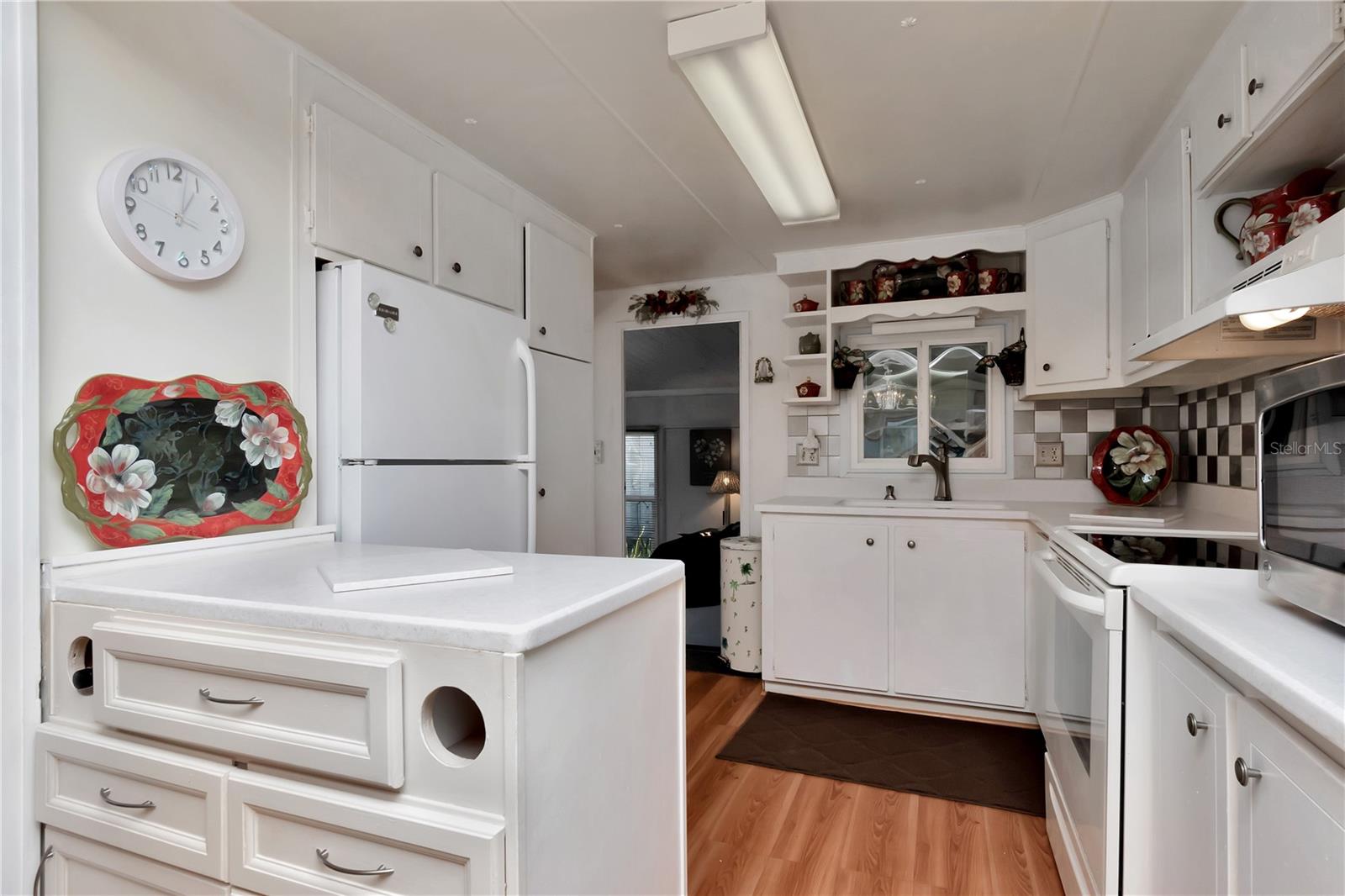 Kitchen with Entertainment Bar and storage