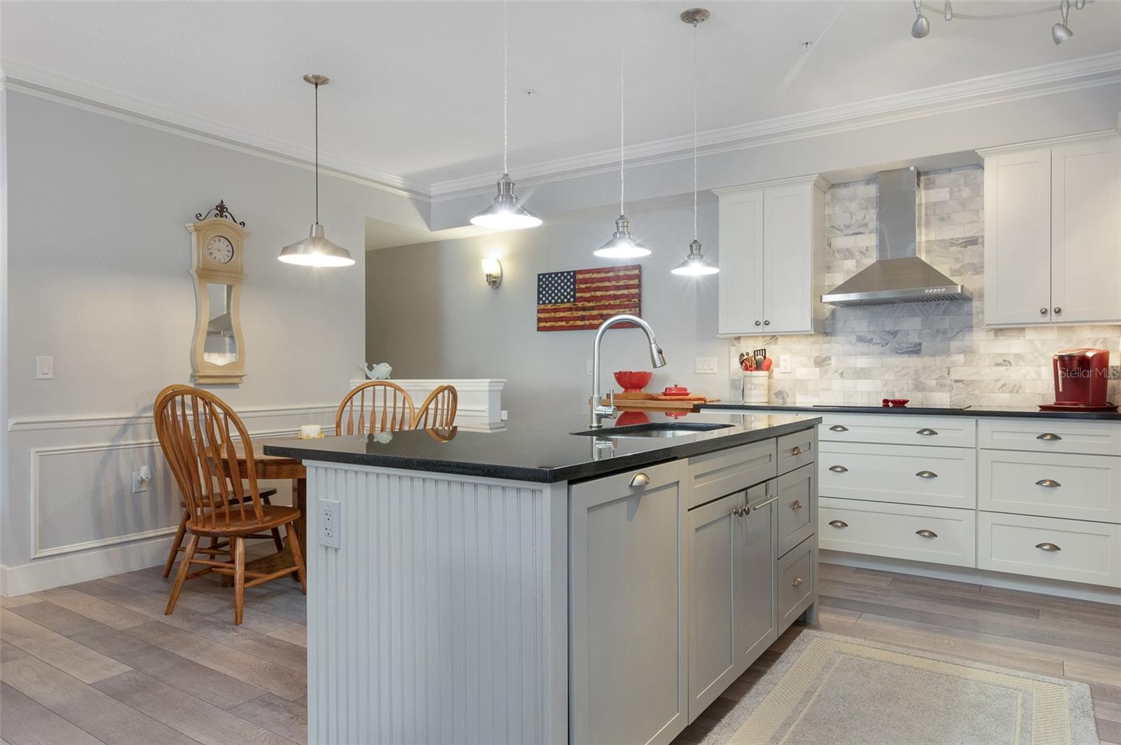 Gorgeous Completely Open Kitchen/Dining