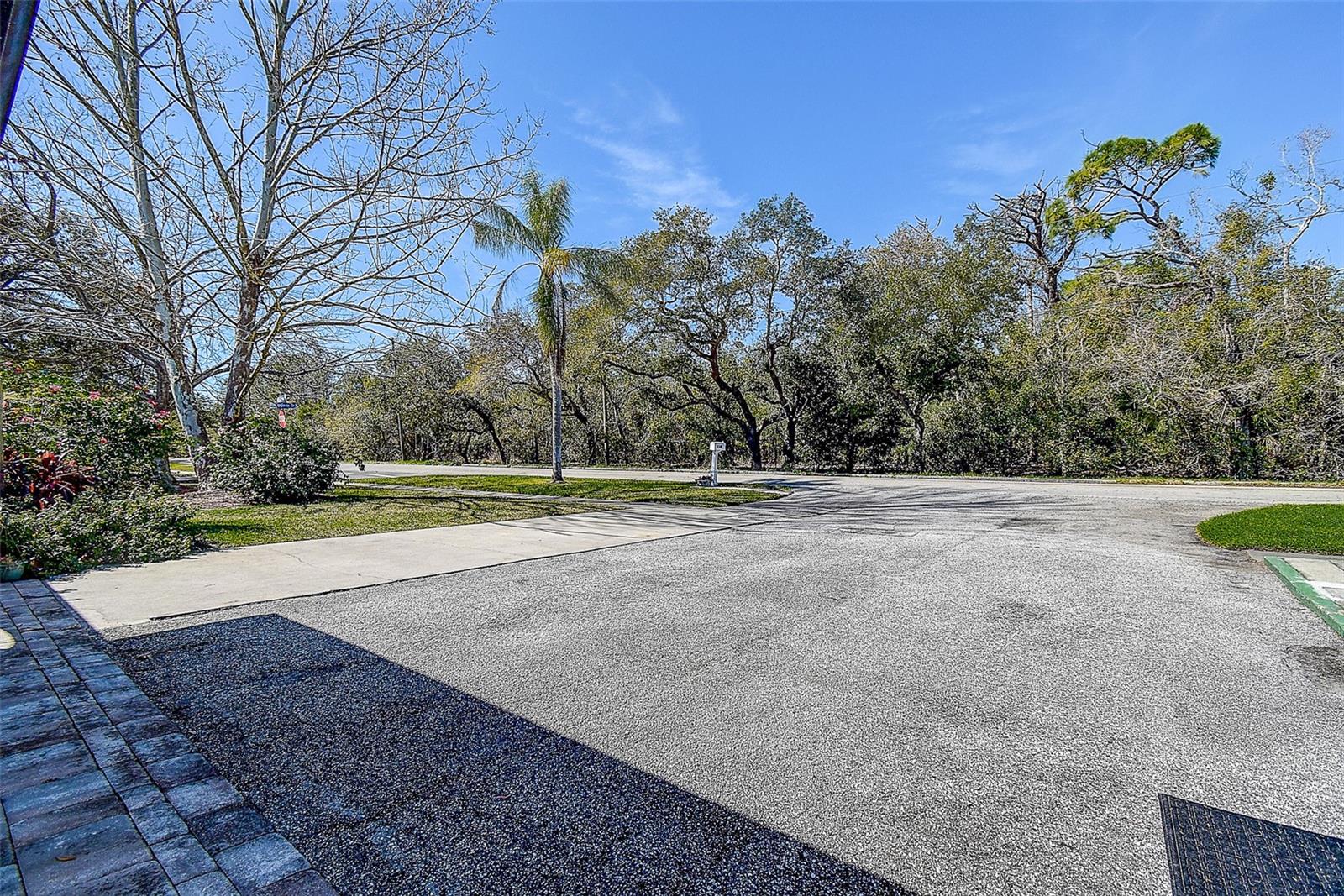 Large driveway for plenty of parking, facing Eagle Lake Park