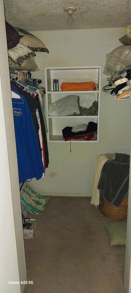 Walk in closet