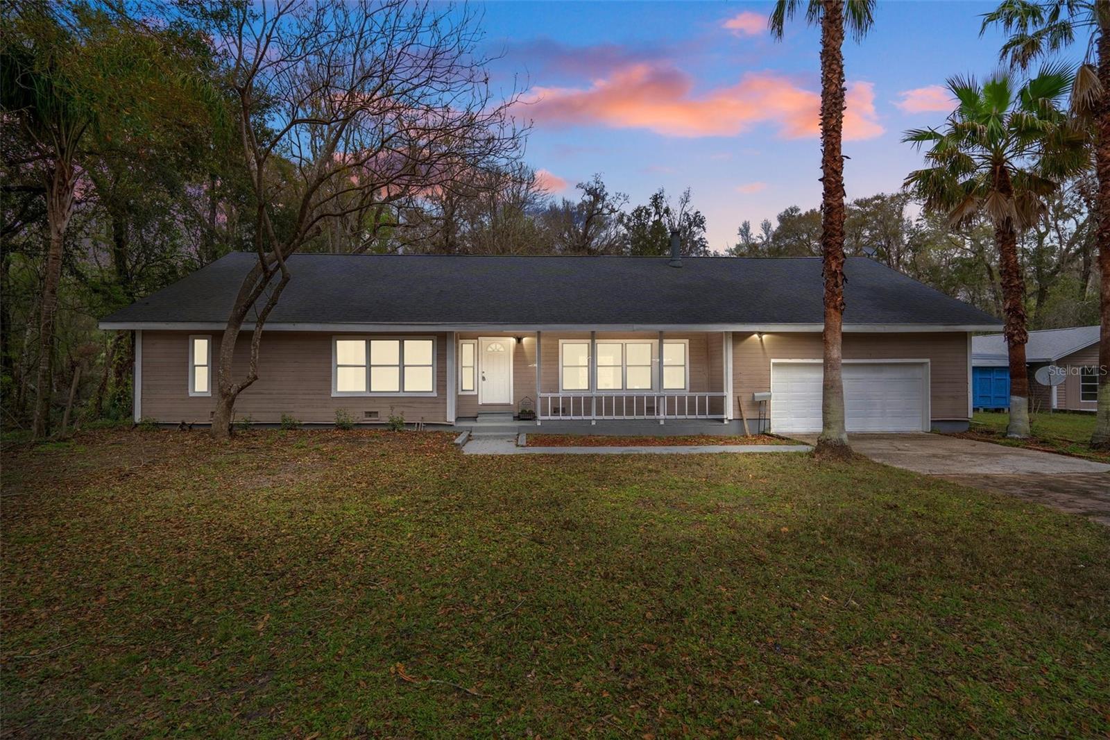 Gorgeous picture of the front of the home