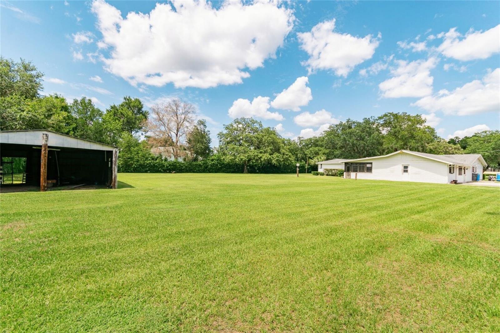 Wide Backyard View – Room for RVs, Boats, and More