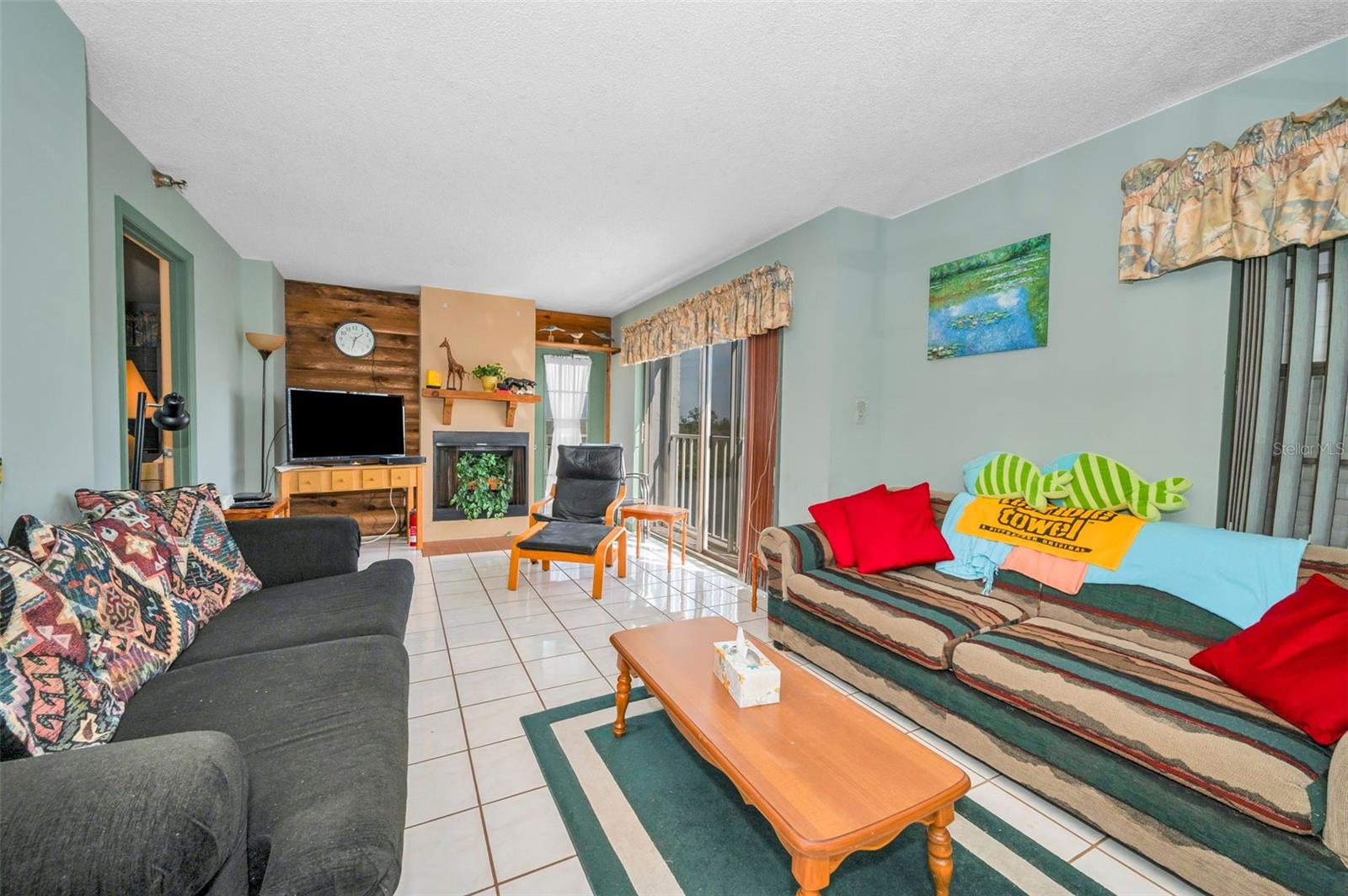 Living Room with Fireplace