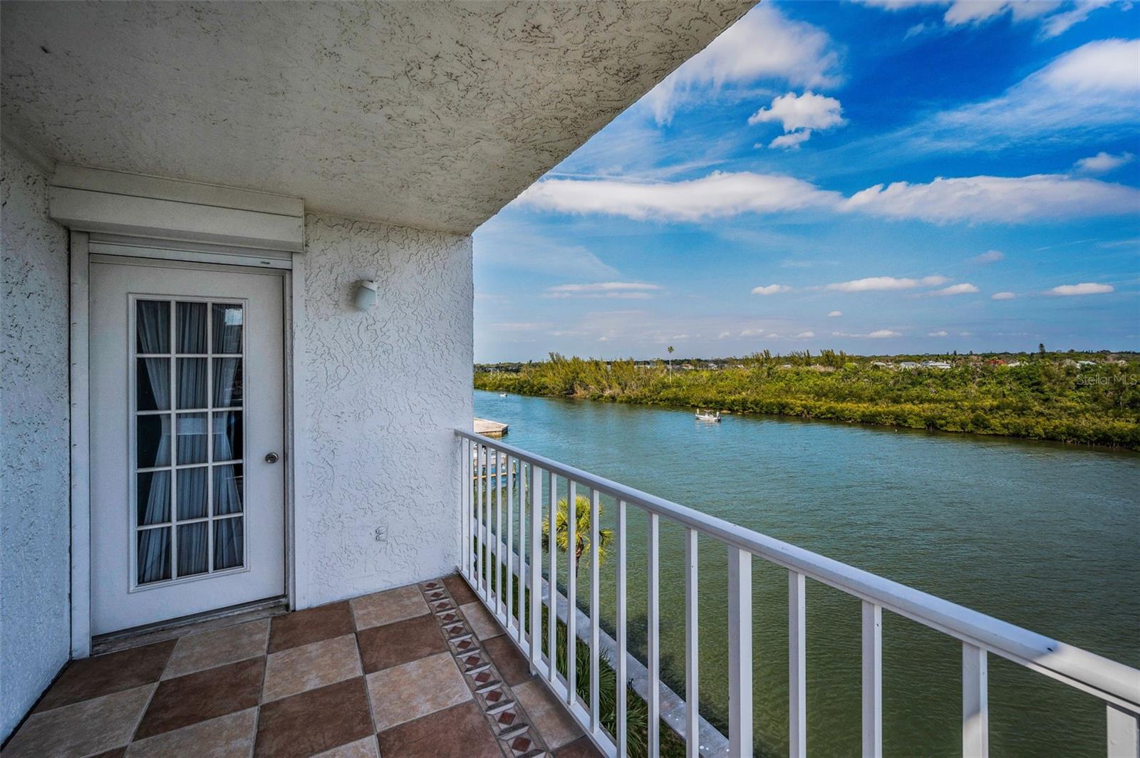 Your own private, waterfront balcony