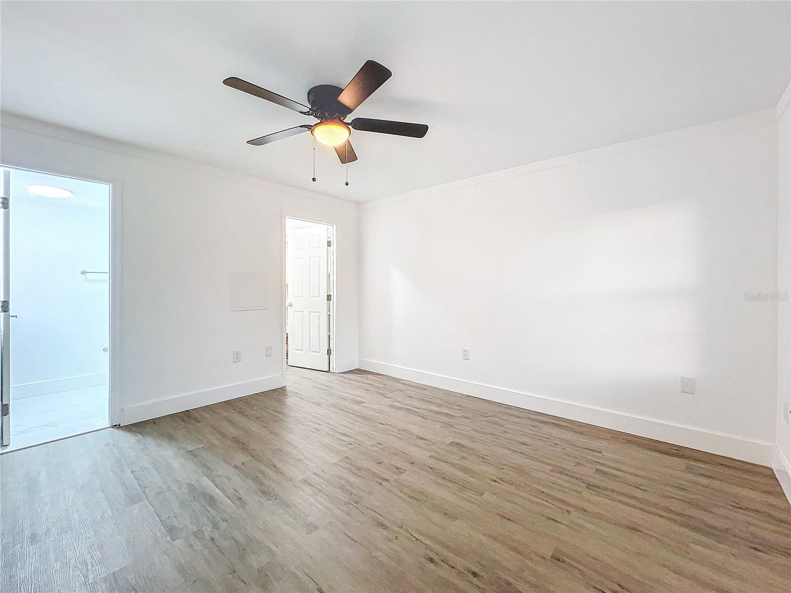 1st Floor Primary Bedroom