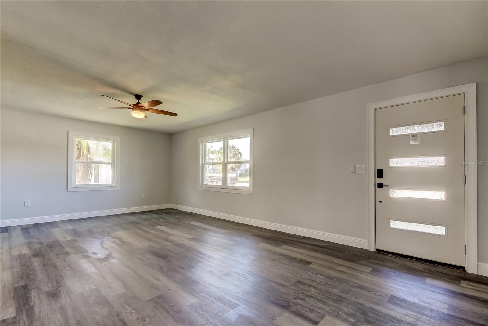 Living Room (14' x 23.7') Creates a FAB 1st Impression Upon Entering!!