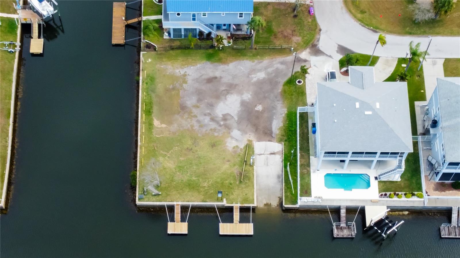 At End of Mako Dr, Is A Private 'Community' Boatramp Park! VERY Convenient!! Push off in Kayaks, Canoes, or SUPs w Ease, OR Bring Your Boat! Plenty of Parking