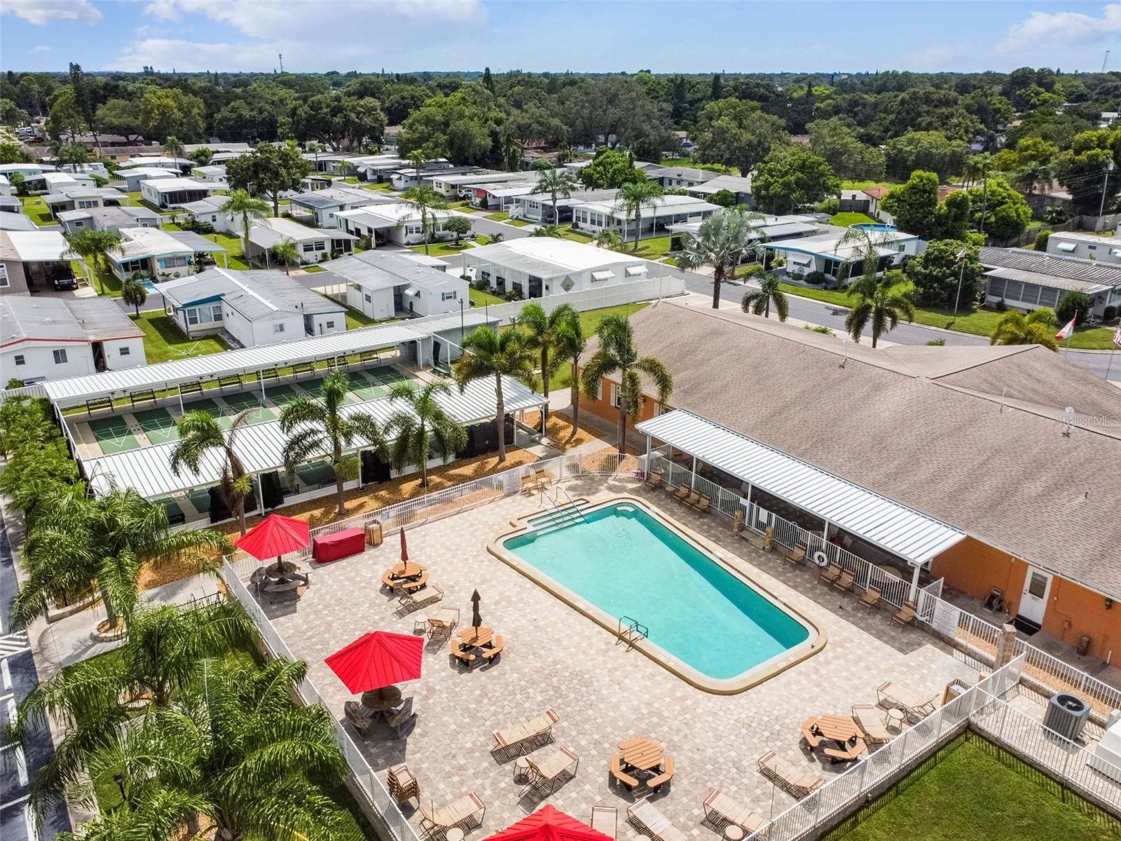 Clubhouse/Pool Area