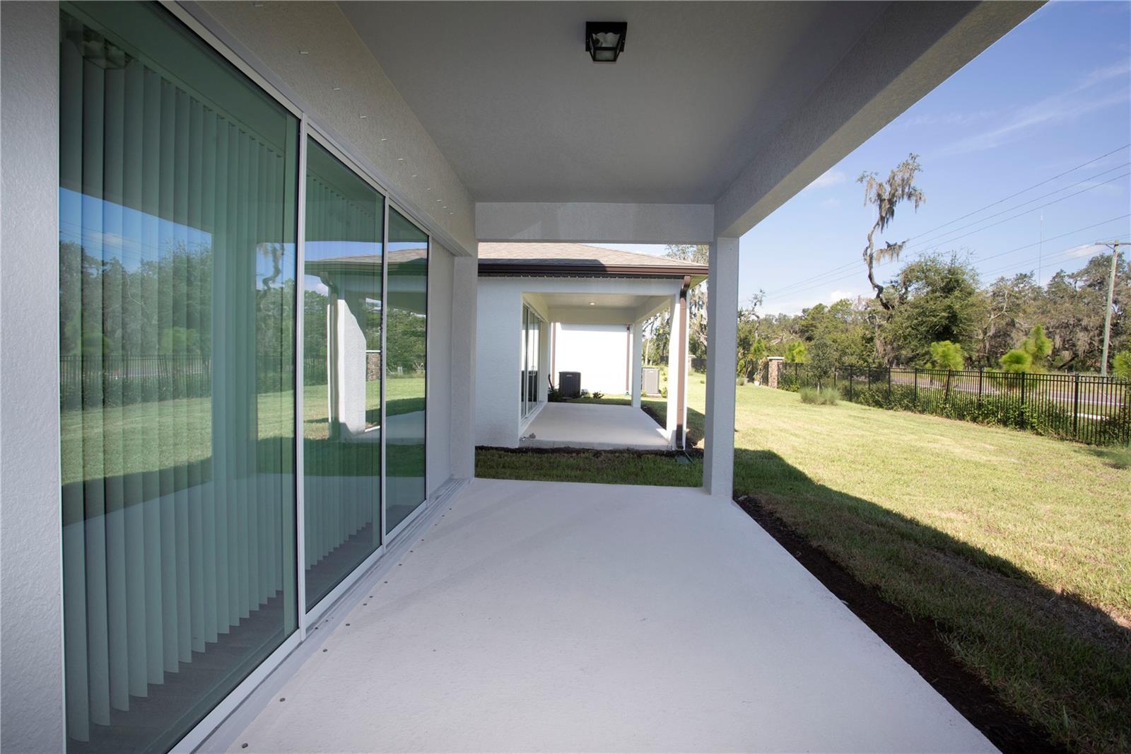 LARGE COVERED LANAI FOR ENTERTAINING