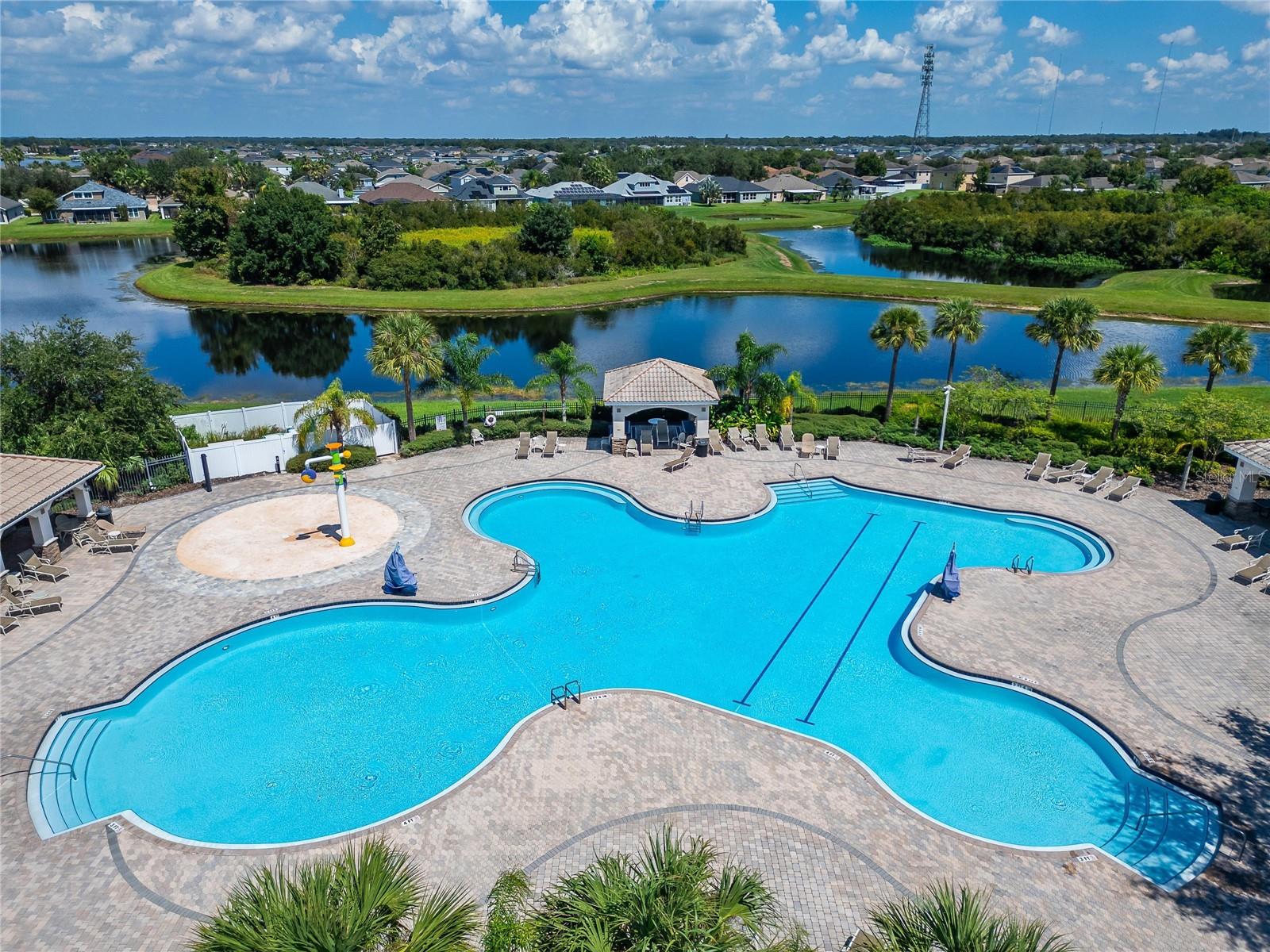 Community amenities include pool, splash pad, park, tennis, batting cage, and basketball courts