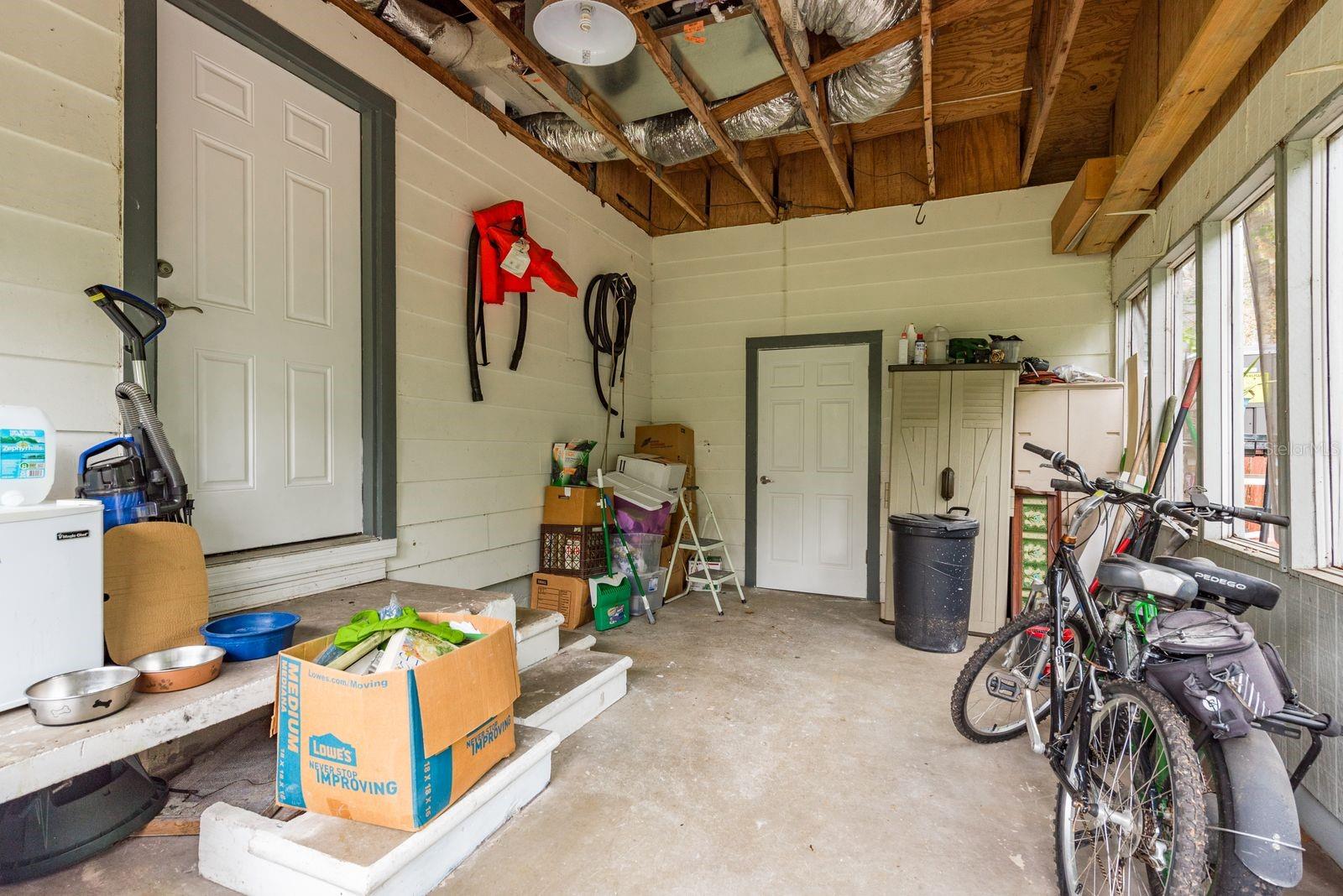 Screened Patio