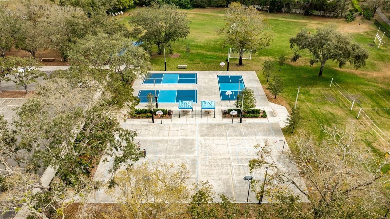 Pickleball Courts at Lansbrook Commons