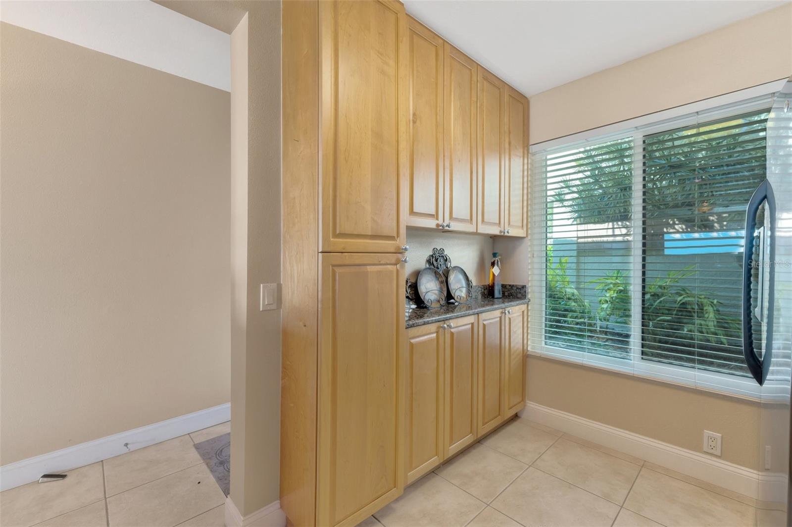 Entrance Hallway leading to the kitchen