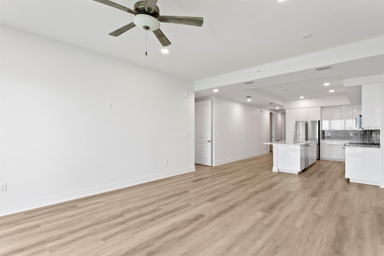 Open Kitchen/Living Room