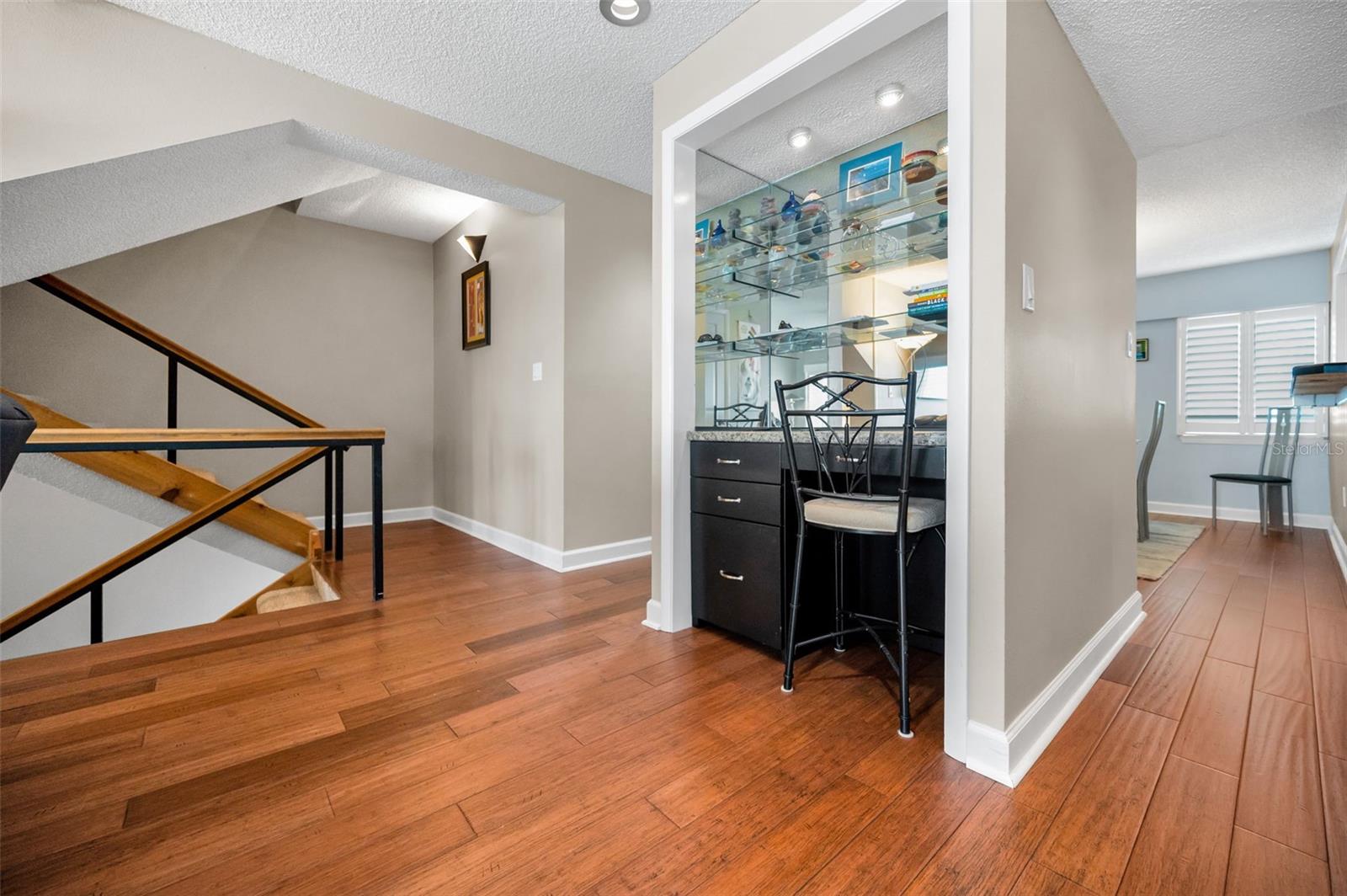 Dry Bar and Counter separating the Living Room and Kitchen / Dining Room combo