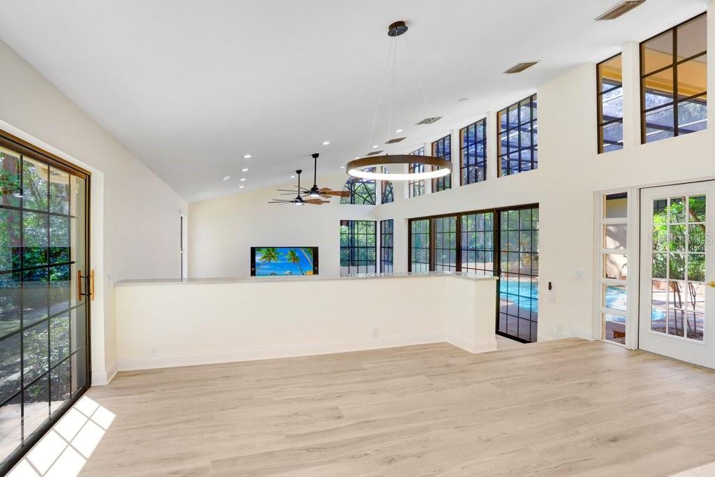 Dining area off of kitchen