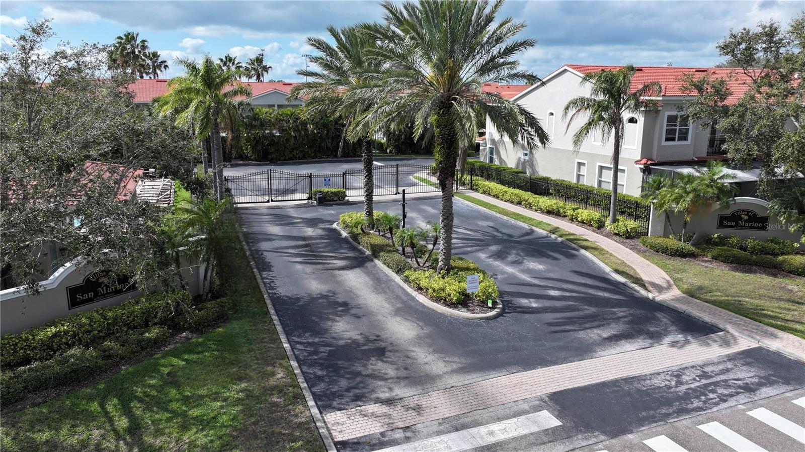 A gated entrance you'll love coming home to~