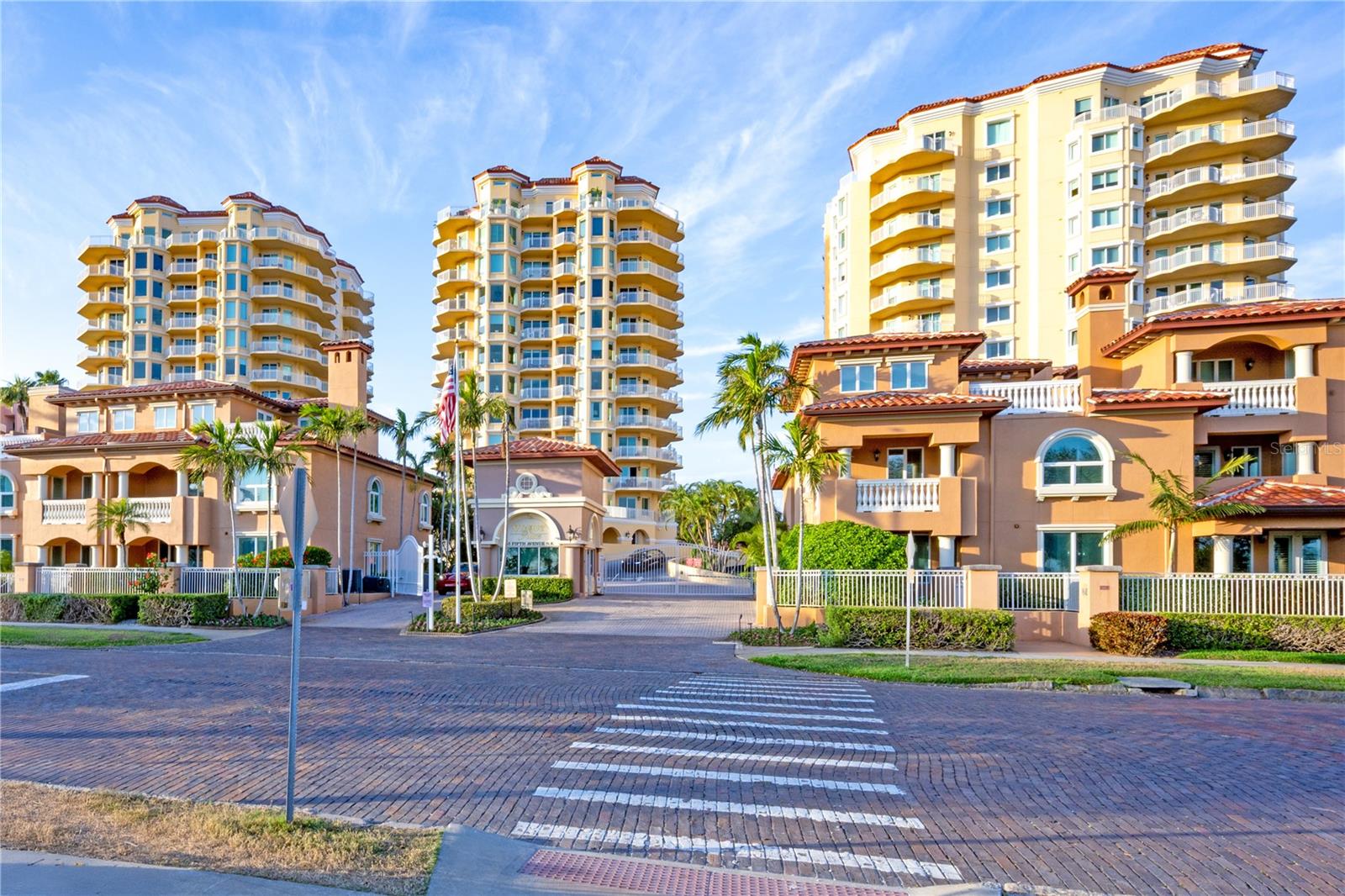 Vinoy Place Condos