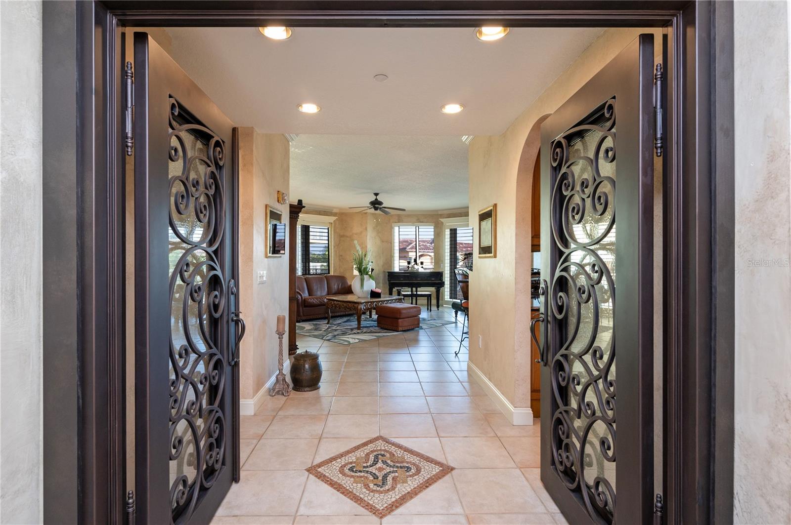 Foyer Entrance into gorgeous condo