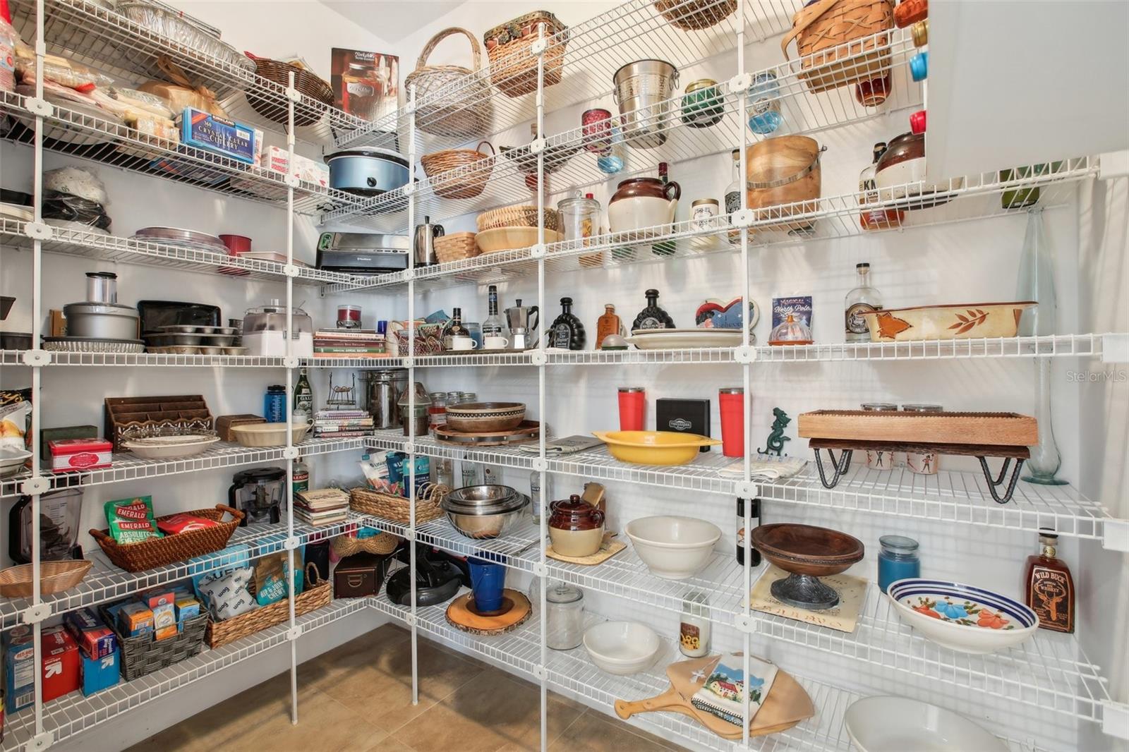 Miss Meticulous Pantry