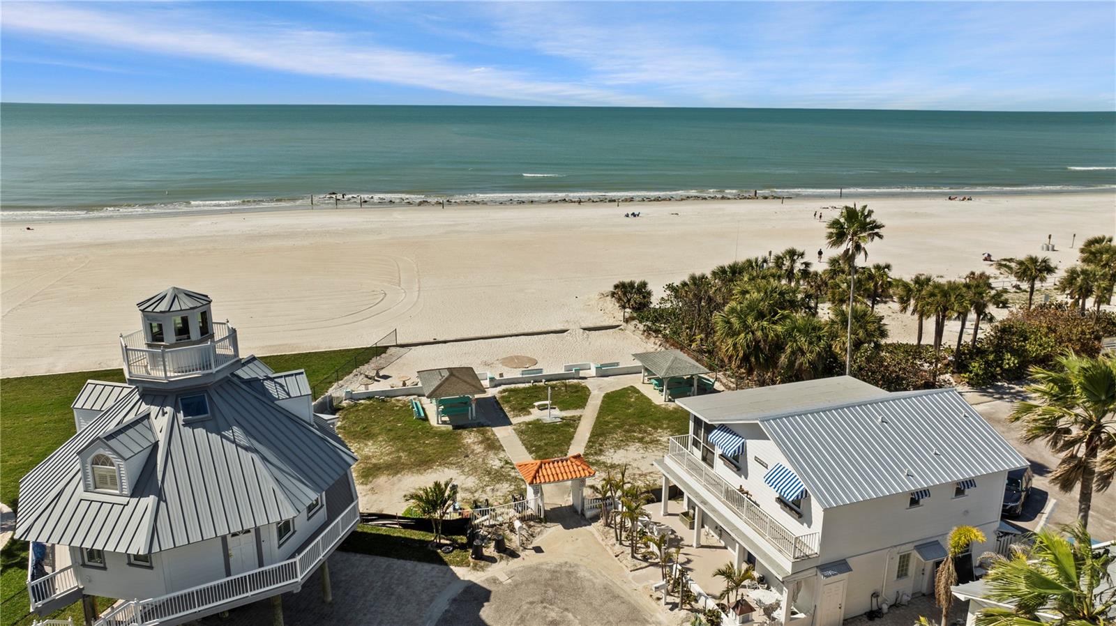 Surfside resident entry to the beach with Gazebo