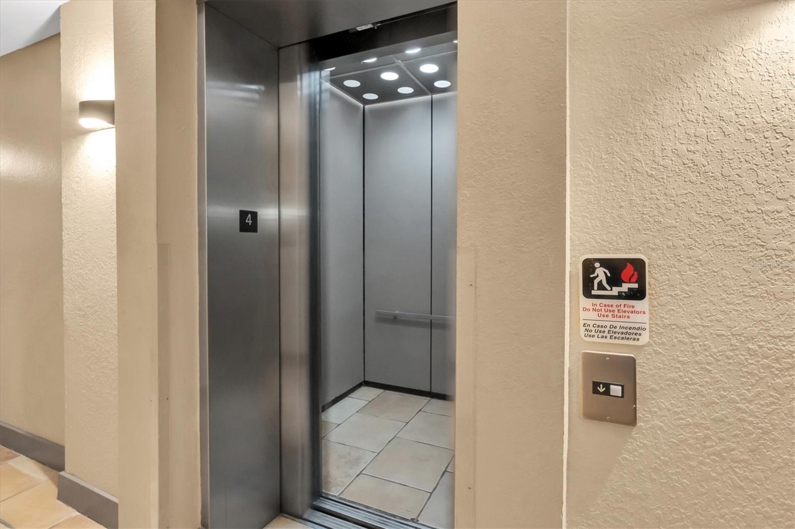 Elevator to floors