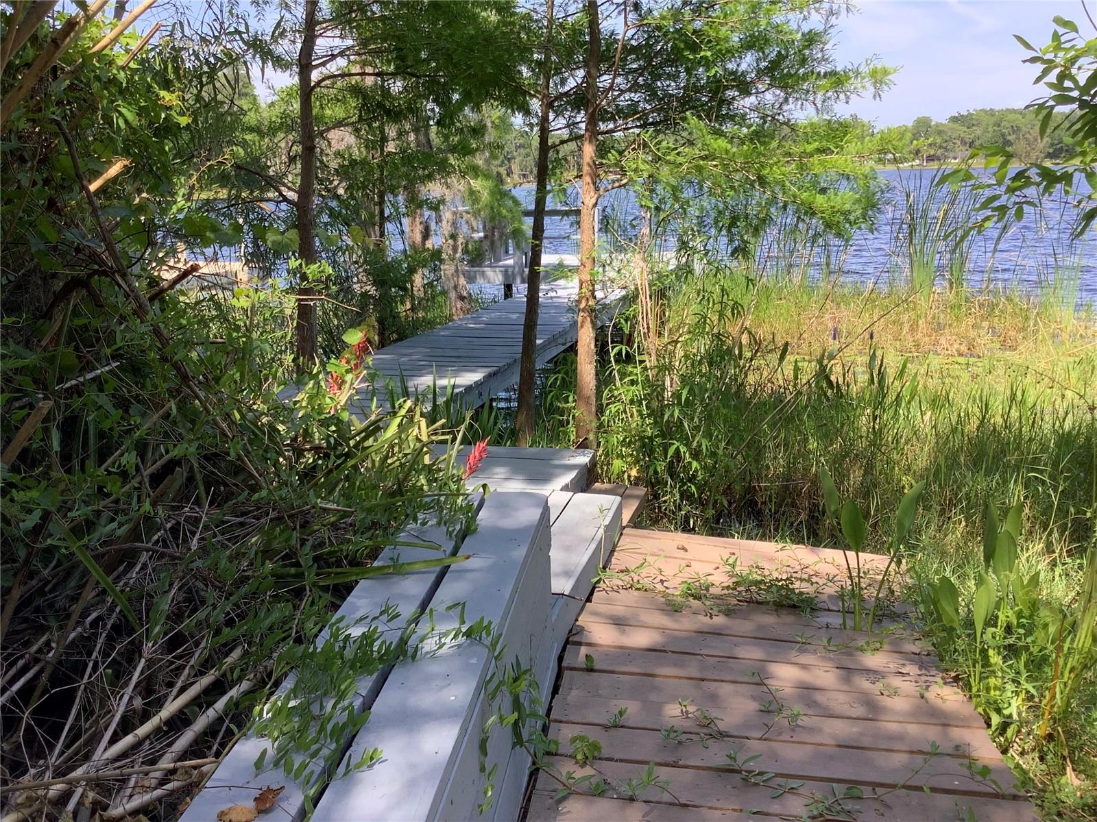 Approach to dock