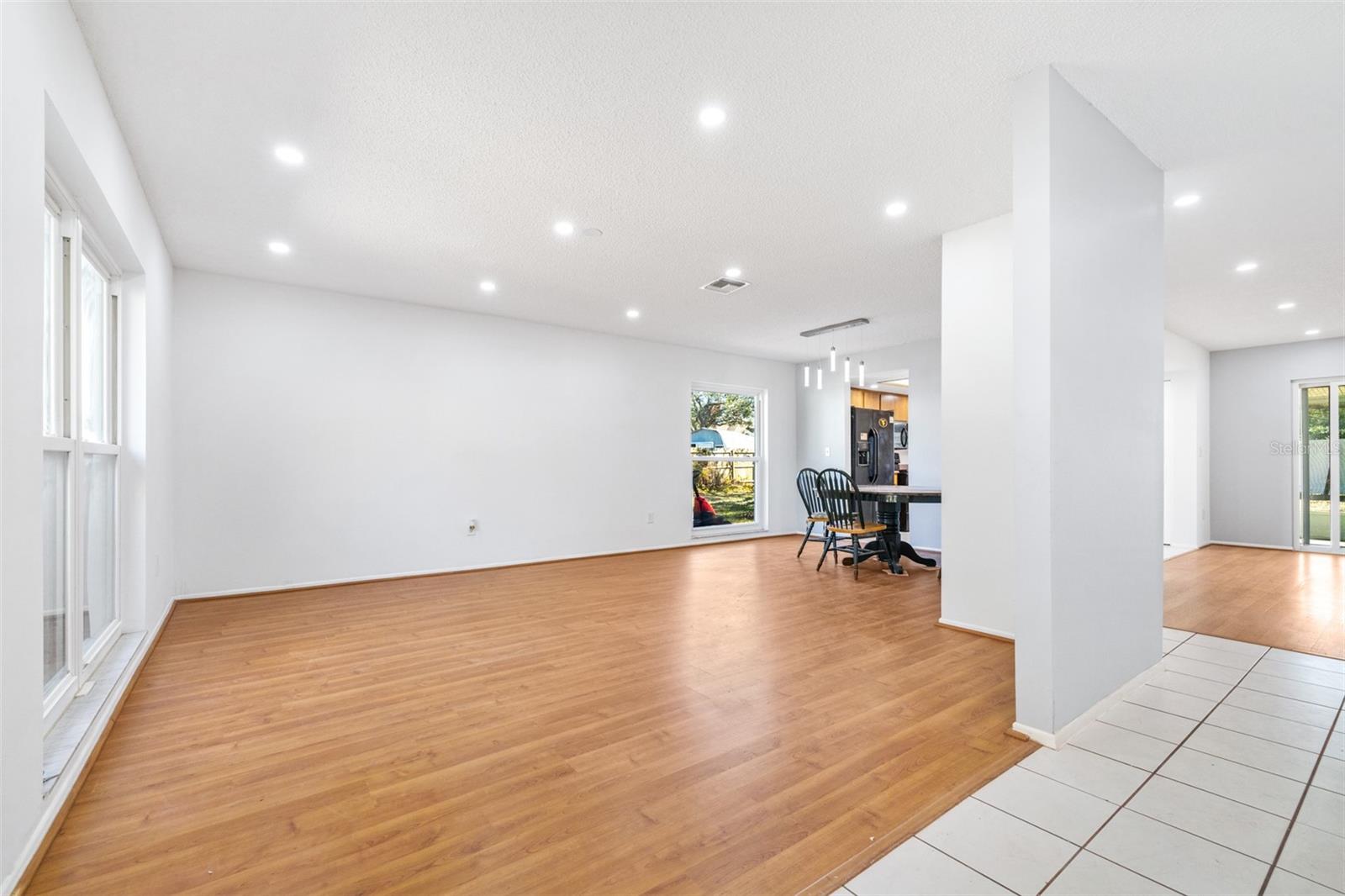 great room/dining room