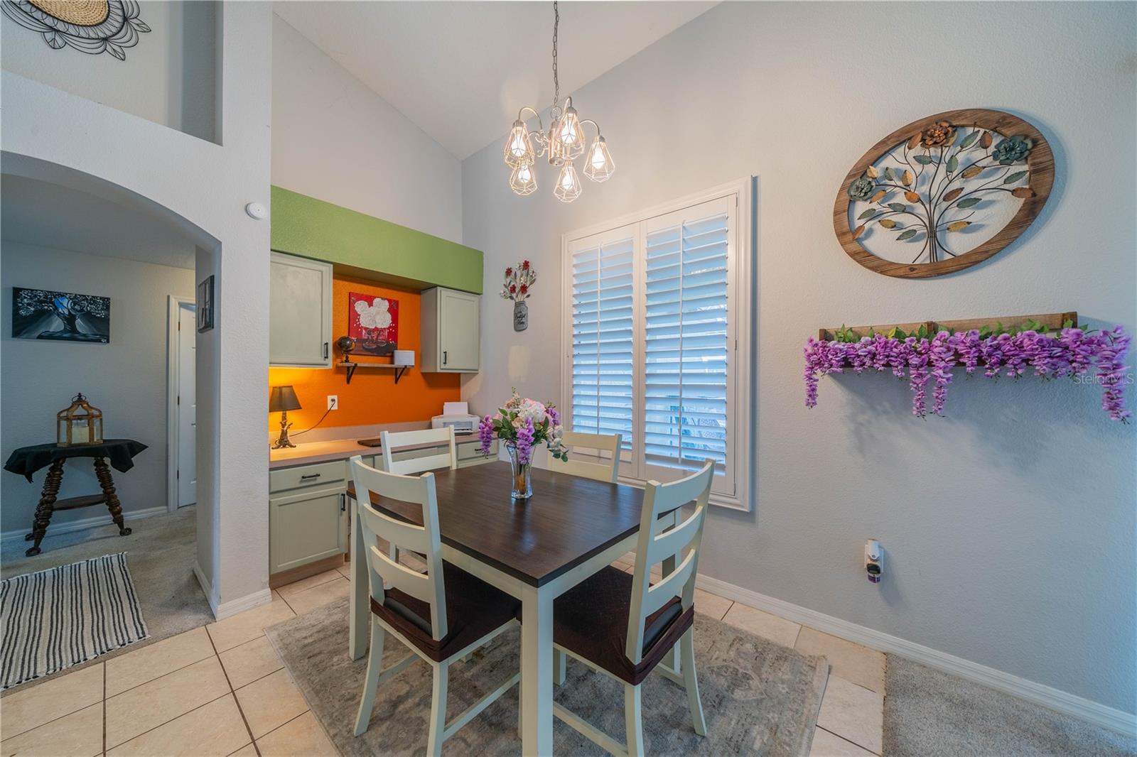 Separate Eat-In Kitchen with Desk