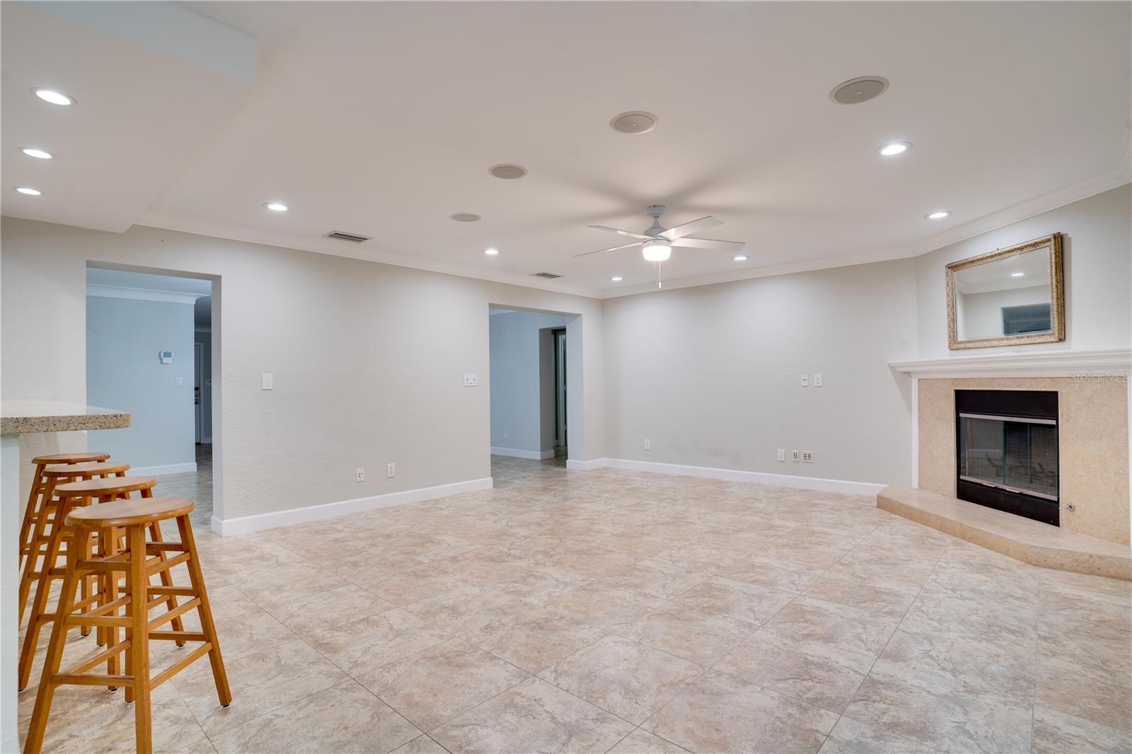 Kitchen / Family room combo