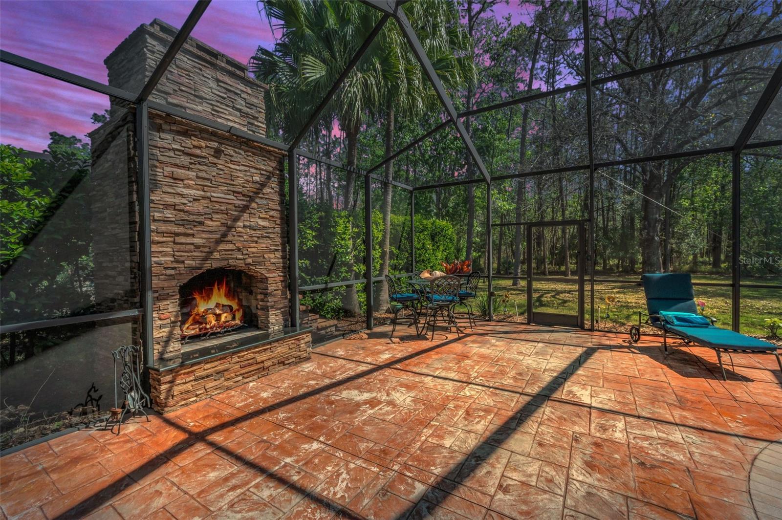 Woodburning Fireplace with built-in Smoker