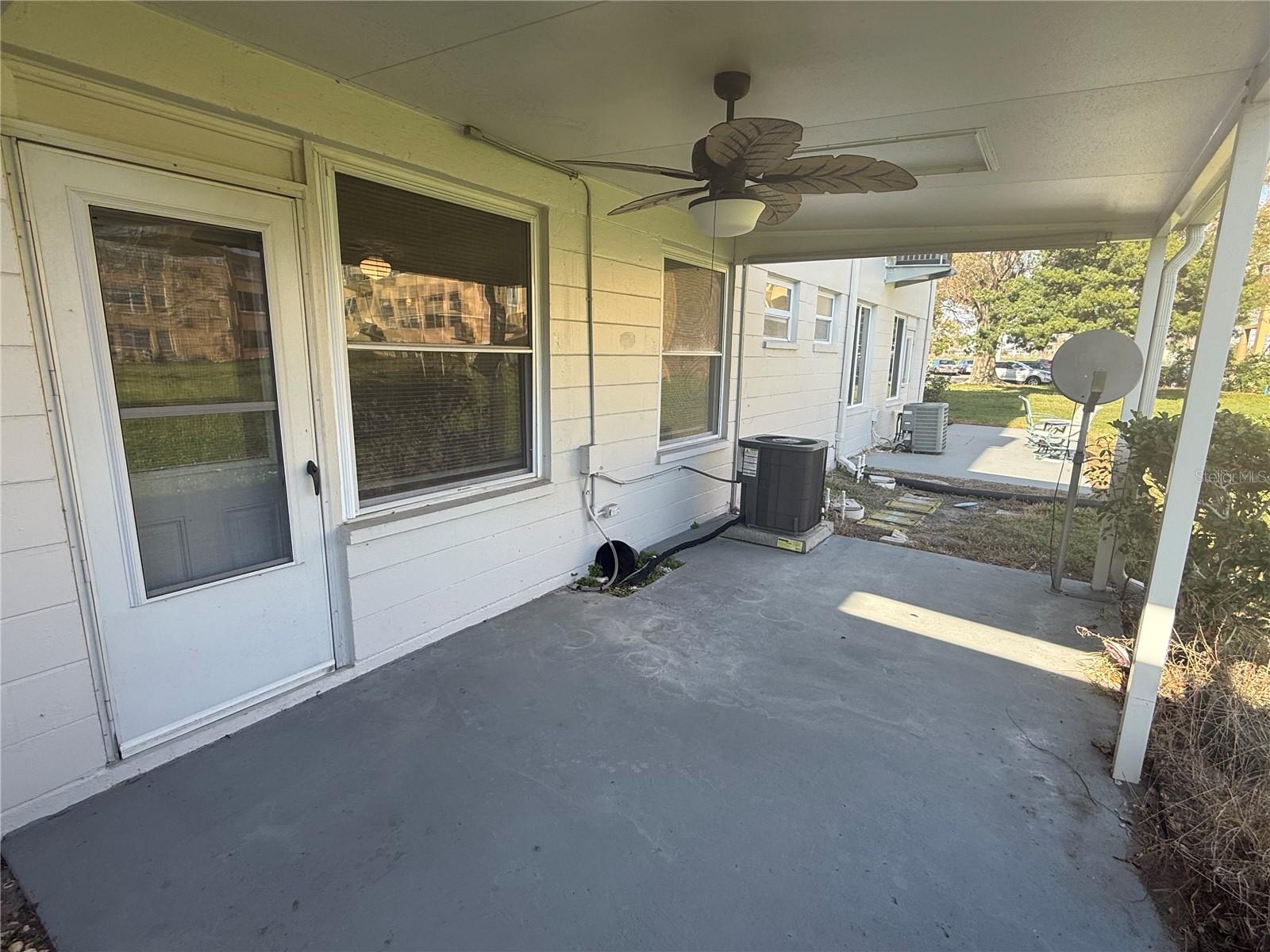 Spacious covered rear patio