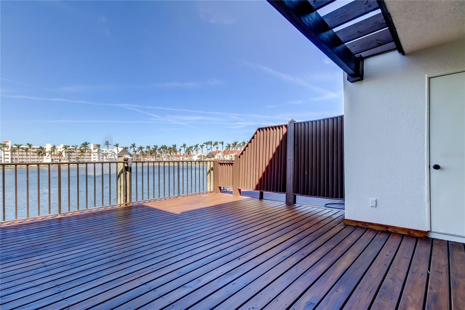 Spacious Deck for Evening Sunsets