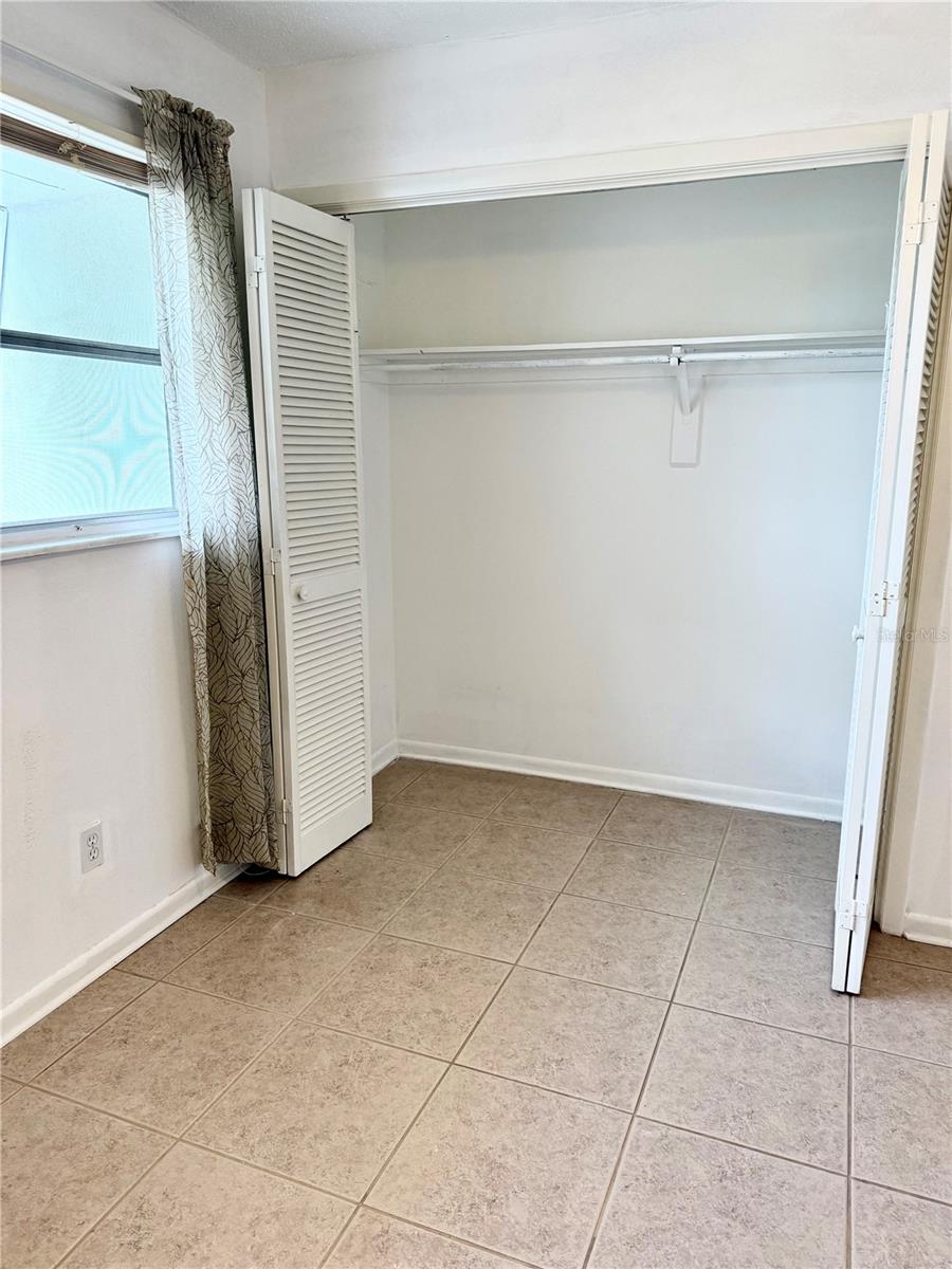 Guest Bedroom Closet