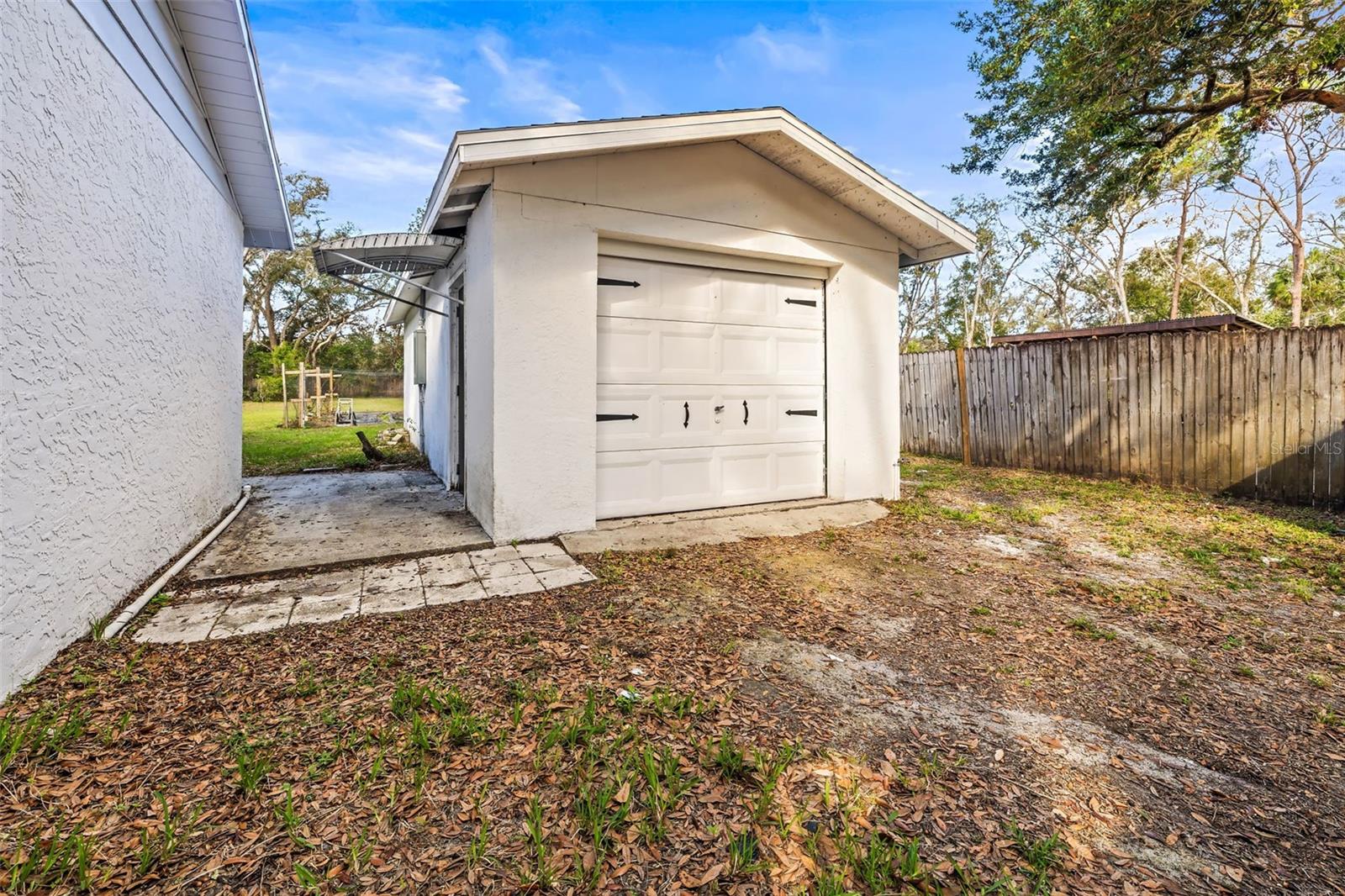 Detached garage, perfect for a studio.