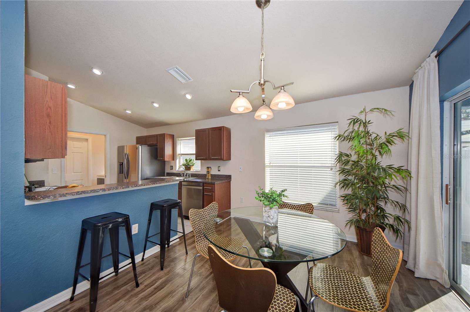 Breakfast Nook/Kitchen