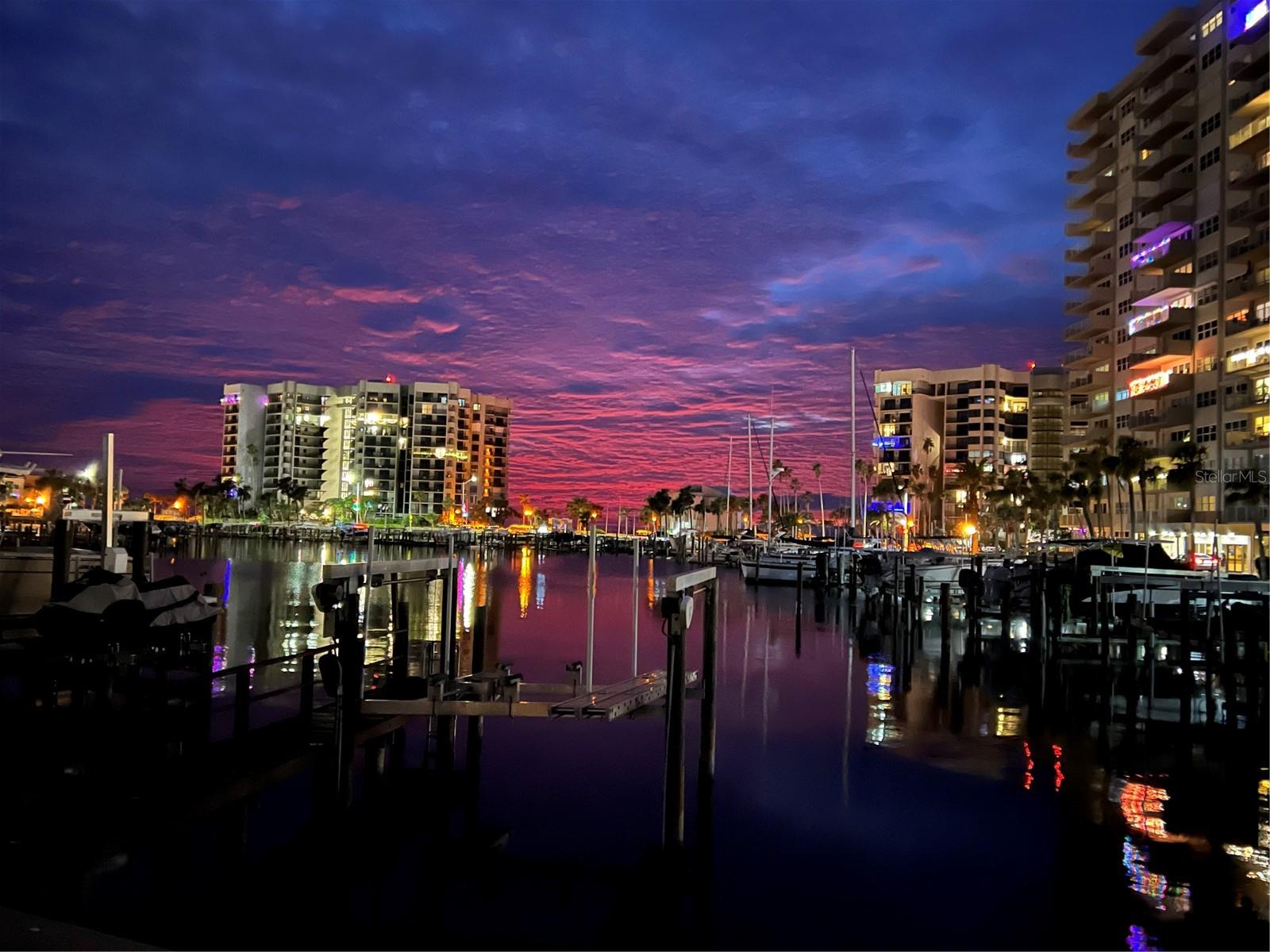 View - Skyset during holiday season